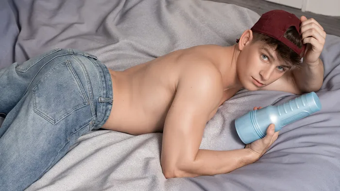 Male Sex Toys Fleshlight Reno Gold Golden Boy Ice Sleeve